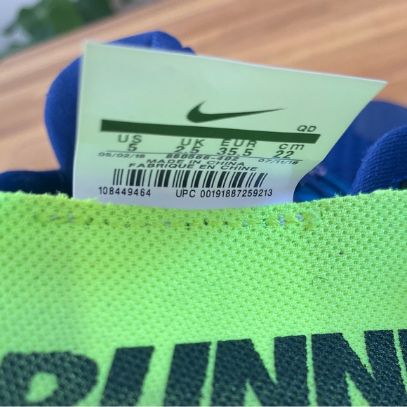 Nike Air Zoom Wildhorse 4 Trail Running Shoes - Picture 2 of 7